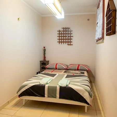 Apartman La Taverna Di Ninfa