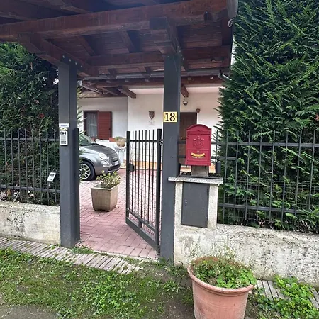 La Taverna Di Ninfa Apartmán *